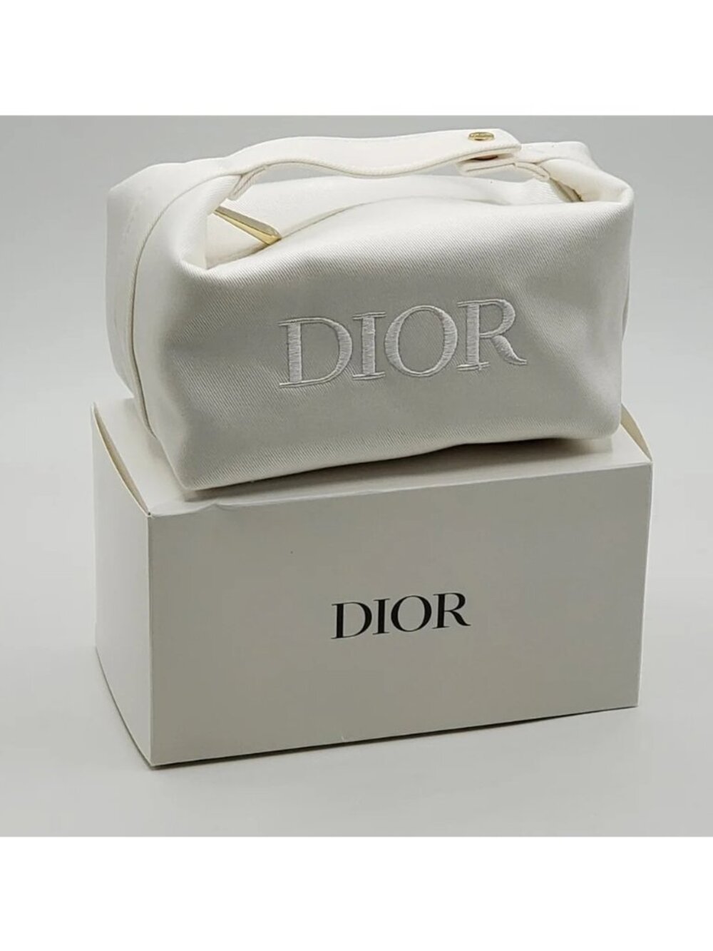 DIOR Pouch - Picture 1 of 9